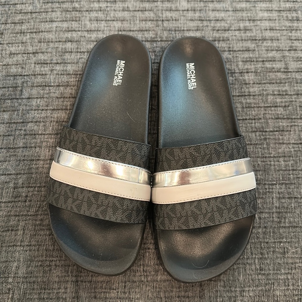 Michael Kors Slides